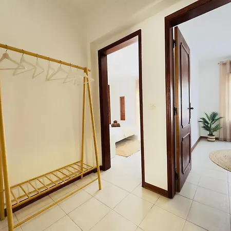 Apartament Recanto Areias - 2-bedroom 5 Minutes From The