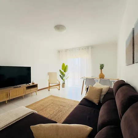 Recanto Areias - 2-bedroom 5 Minutes From The 托雷拉