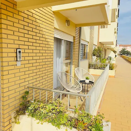 Recanto Areias - 2-bedroom 5 Minutes From The 托雷拉